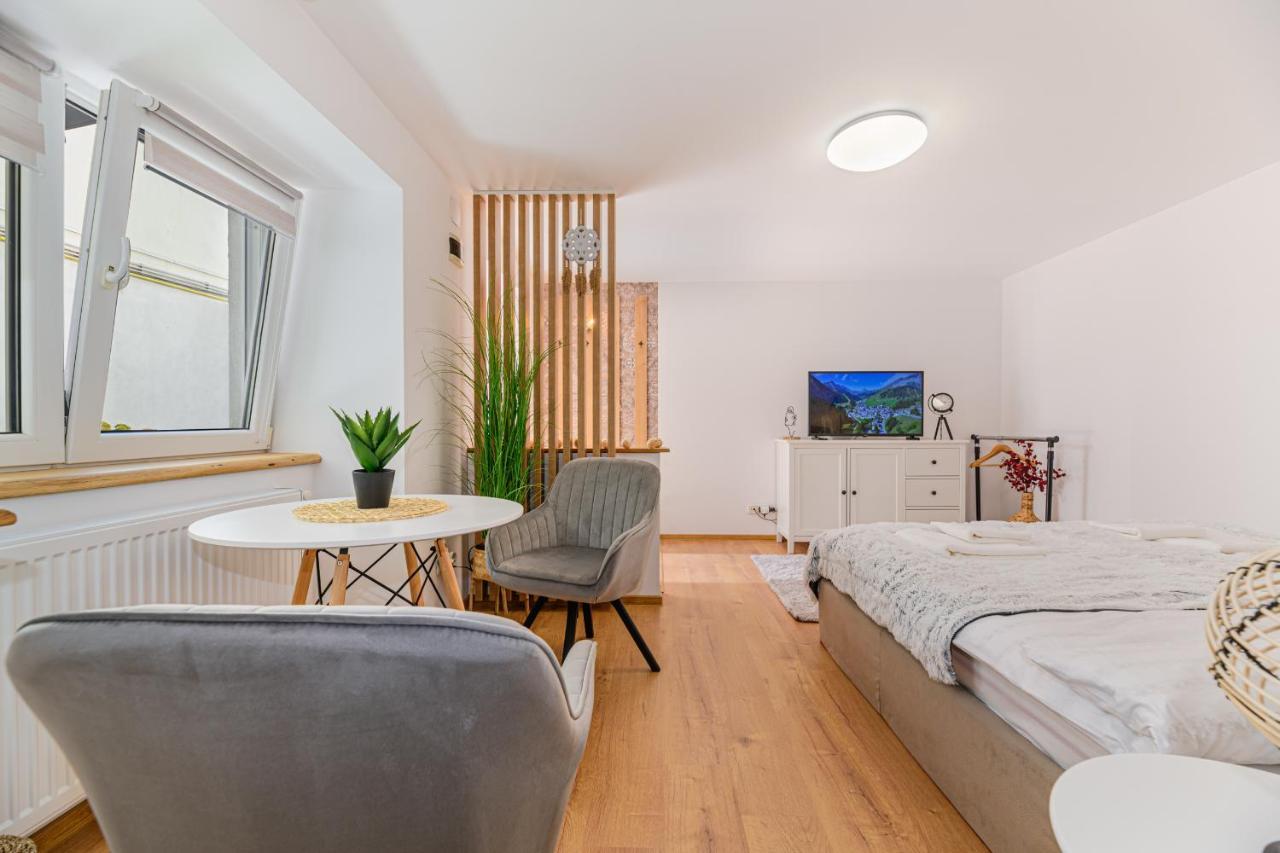 Sun X Mountains - Strada Sforii Apartment Brasov Exterior photo